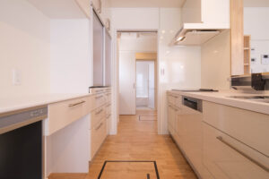 XT3F4598 家事動線 キッチンからバスルーム